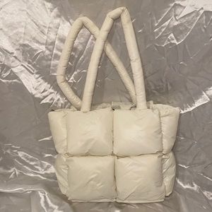 Cream puffer tote bag